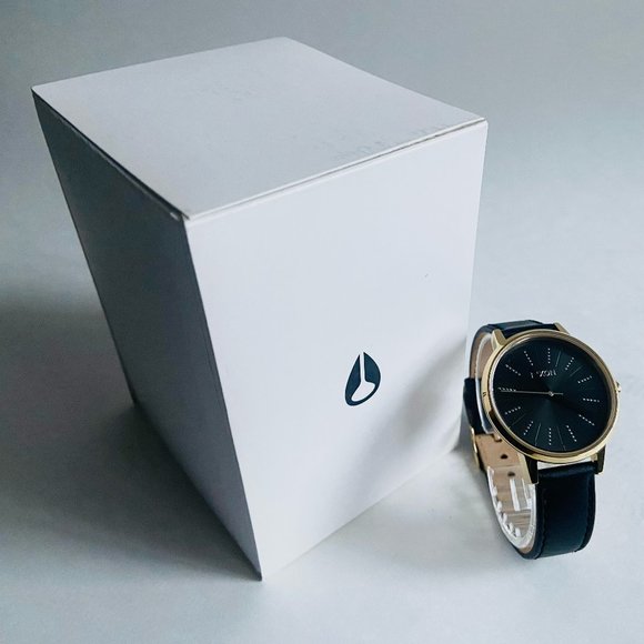 Nixon Kensington Leather 37mm Gold Black Silver - Picture 4 of 4